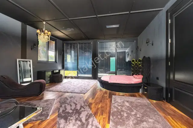 7572 M2 Tarla İçerisinde, Özel Tasarımlı 3 Katlı Lüks Villa — görsel 25