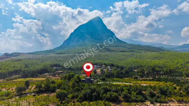 7572 M2 Tarla İçerisinde, Özel Tasarımlı 3 Katlı Lüks Villa — görsel 35