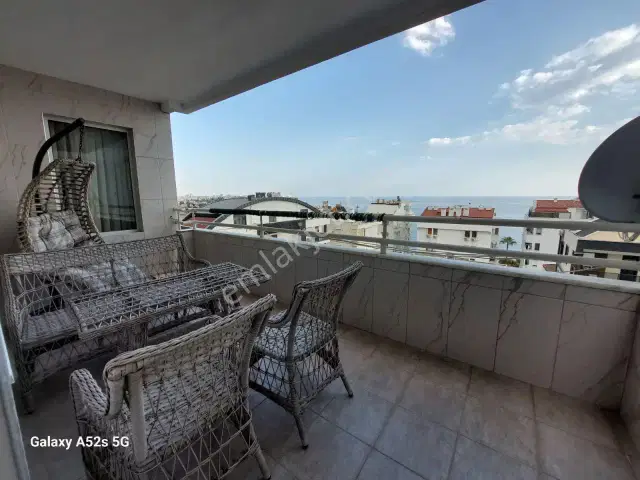 Deniz Manzaralı Eşyalı Lüks 3+1 Kiralık Daire