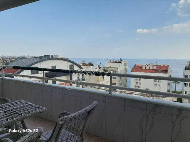 Deniz Manzaralı Eşyalı Lüks 3+1 Kiralık Daire — görsel 2