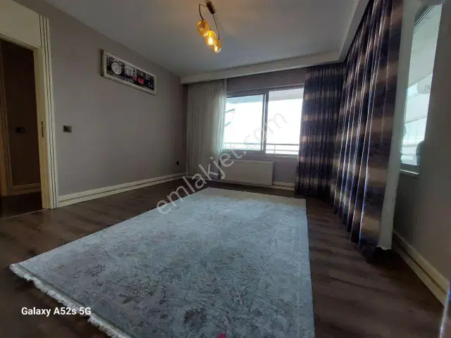 Deniz Manzaralı Eşyalı Lüks 3+1 Kiralık Daire — görsel 6