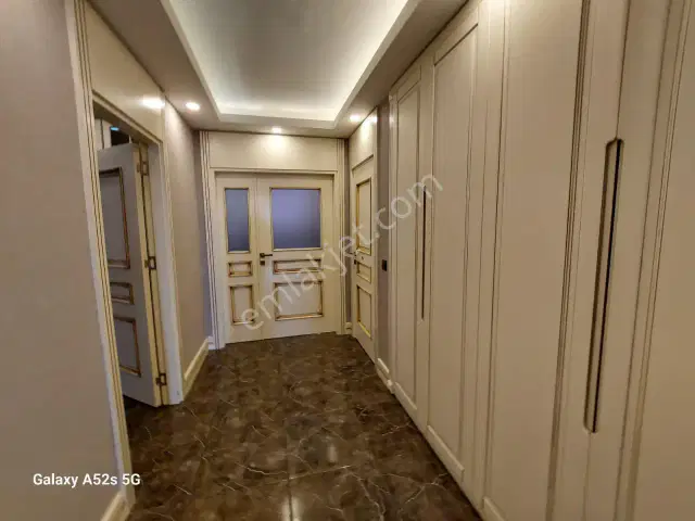 Deniz Manzaralı Eşyalı Lüks 3+1 Kiralık Daire — görsel 19
