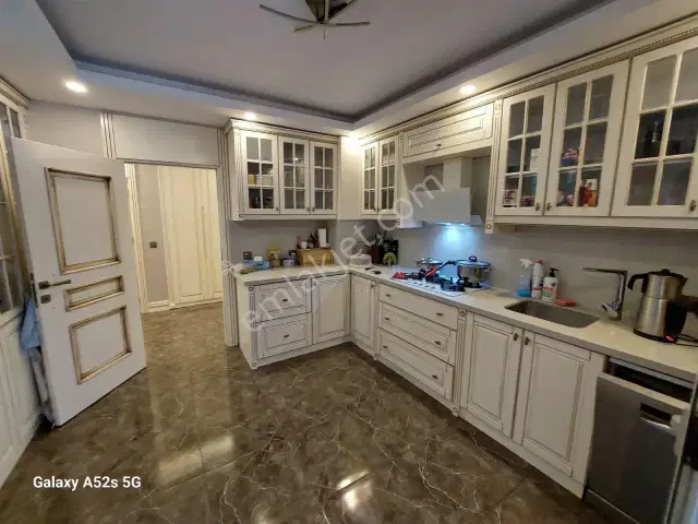 Deniz Manzaralı Eşyalı Lüks 3+1 Kiralık Daire — görsel 21
