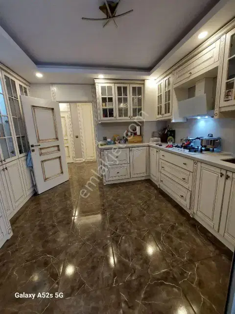 Deniz Manzaralı Eşyalı Lüks 3+1 Kiralık Daire — görsel 23