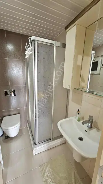 Özpınarlar'da 2+1 Arakat Ebeveyn Banyolu Kiralık Daire — görsel 10