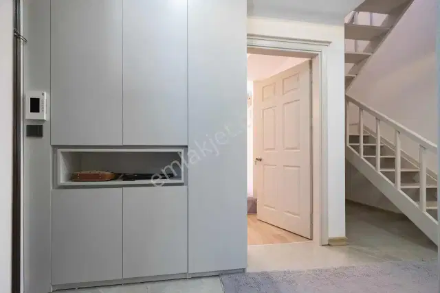 Masrafsız Geniş Odalı Ayrı Mutfak Ebeveyn Banyolu 3+1 — görsel 15