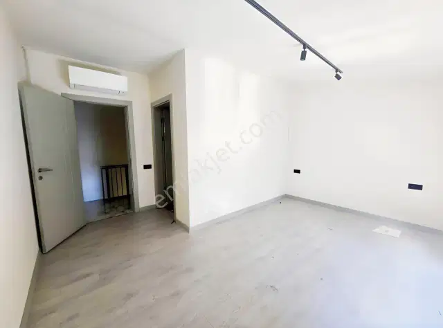 Pier Moka Sitesi'nde Kapalı Otoparklı, Doğalgaz Kombili Dubleks — görsel 19