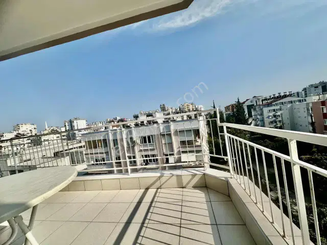 Yeşilbahçe'de Denize Plajlara 400 Mt Doğalgazlı 3+1geniş Satılık — görsel 8