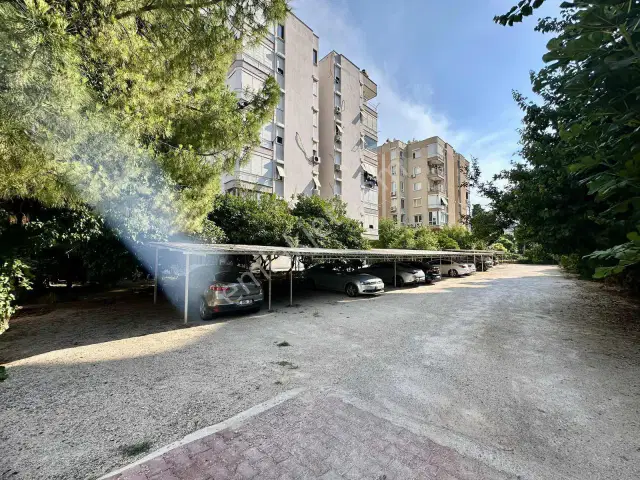 Yeşilbahçe'de Denize Plajlara 400 Mt Doğalgazlı 3+1geniş Satılık — görsel 12