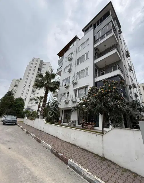 Şirinyalı'da Yatırımlık Geniş 1+1 — görsel 1