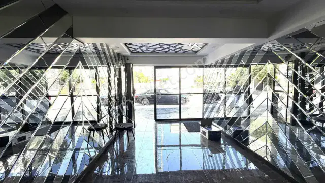 Şirinyalı'da Kiralık Asma Katlı Depolu Dükkan — görsel 3