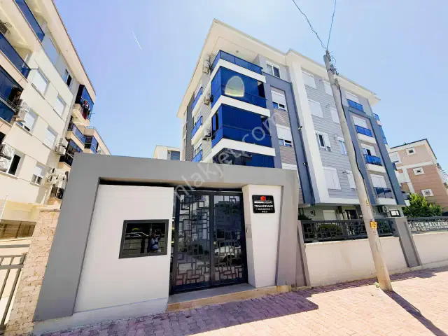 Meydan Kavağında Kapalı Otopark/havuz/yerden Isıtma 3+1 Kiralık — görsel 1