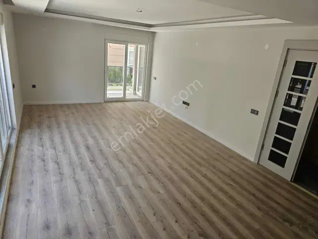 Meydan Kavağında Kapalı Otopark/havuz/yerden Isıtma 3+1 Kiralık — görsel 17