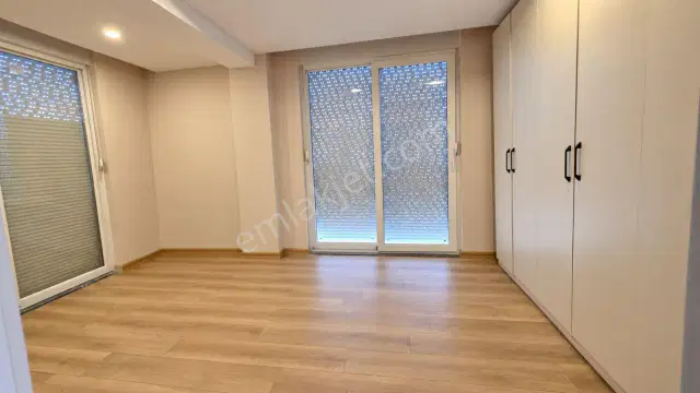Ermenekte Deniz Manzaralı 4+1 Tripleks Villa — görsel 6