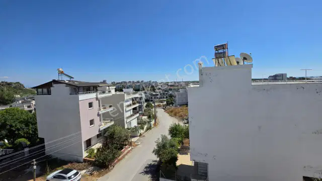 Ermenekte Deniz Manzaralı 4+1 Tripleks Villa — görsel 11