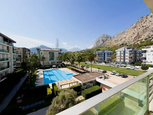 Ayşe Yenidoğan'dan Havuzlu Güvenlikli Sitede 2+1 Daire — görsel 7