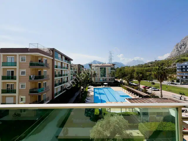 Ayşe Yenidoğan'dan Havuzlu Güvenlikli Sitede 2+1 Daire — görsel 9