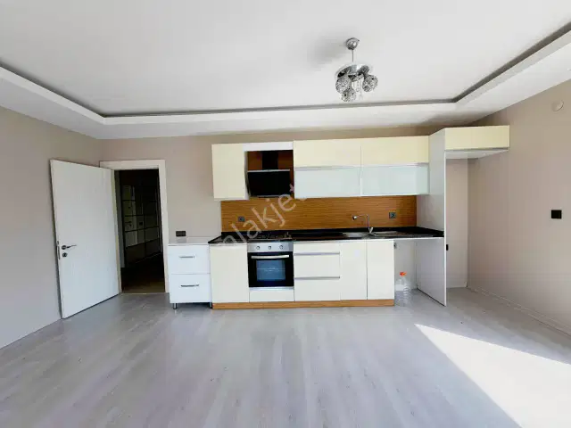 Ayşe Yenidoğan'dan Havuzlu Güvenlikli Sitede 2+1 Daire — görsel 10