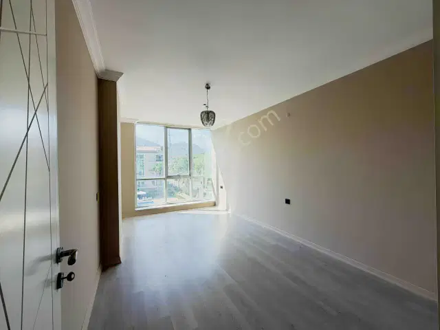 Ayşe Yenidoğan'dan Havuzlu Güvenlikli Sitede 2+1 Daire — görsel 12
