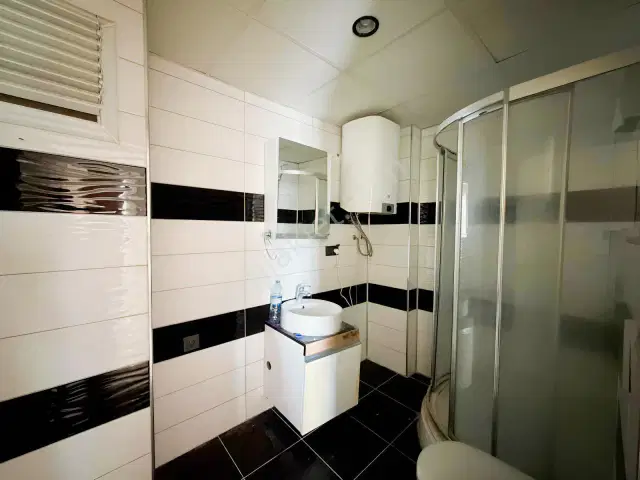 Ayşe Yenidoğan'dan Havuzlu Güvenlikli Sitede 2+1 Daire — görsel 14