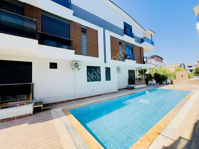 Güzeloba Da Havuzlu 3+1 Satılık Daire — görsel 5