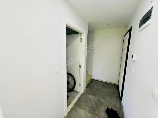 Güzeloba Da Havuzlu 3+1 Satılık Daire — görsel 28