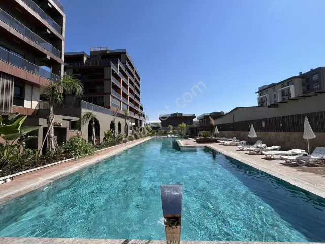 Mir Center'da Ara Kat Modern Özellikli Sitede 1+1 Kiralık Daire — görsel 5