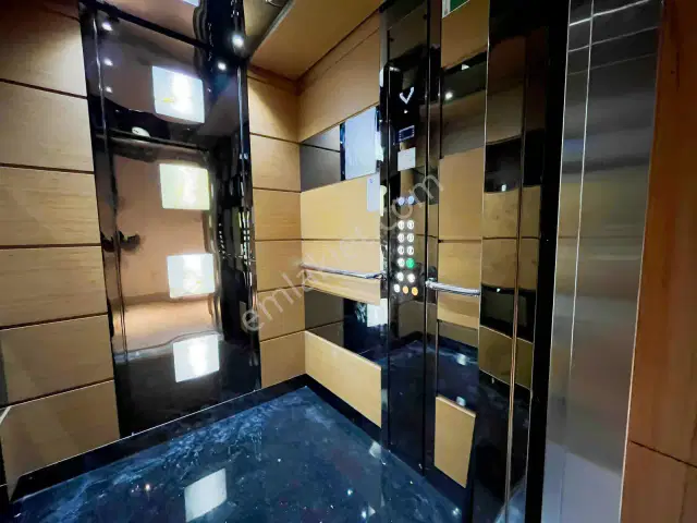 Mir Center'da Ara Kat Modern Özellikli Sitede 1+1 Kiralık Daire — görsel 9