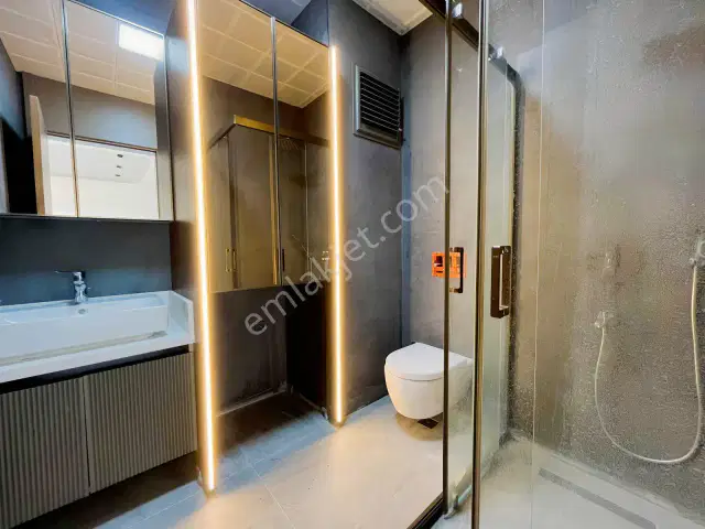 Mir Center'da Ara Kat Modern Özellikli Sitede 1+1 Kiralık Daire — görsel 19