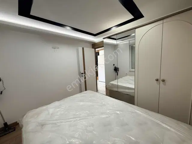 Bahçe Kullanımlı 1+1 Eşyalı Kiralık — görsel 23