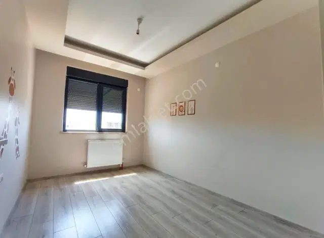 Mazıdağı Çankaya Mah. Şehir Hst Yakını Siteiçi Kiralık 3+1 Daire — görsel 17