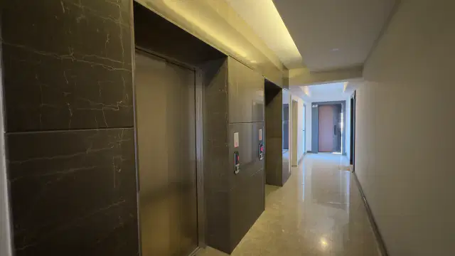 ALTINTAŞ ERMENEK SINIRINDA İSKANLI BÖLGENİN EN GENİŞ 2+1 SATILIK DAİRESİ — görsel 2