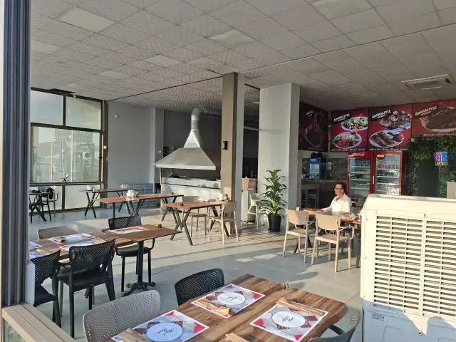Kardeş Kentler Üzerinde Devirlik Restaurant — görsel 2