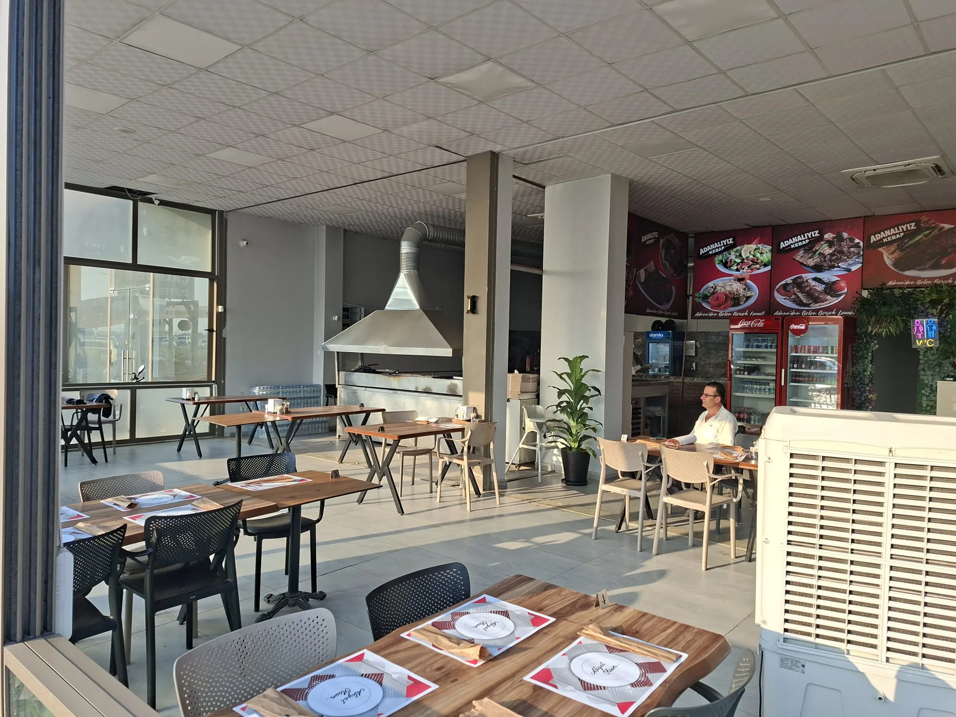 Kardeş Kentler Üzerinde Devirlik Restaurant — görsel 2